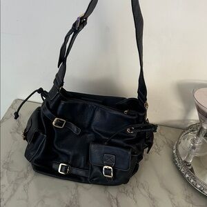 Elegant Black Leather Shoulder Bag